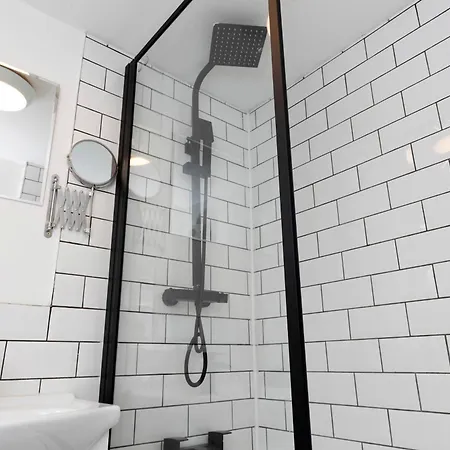 بيت للعطل 4 Bedroom 3 Bath House ريدكار